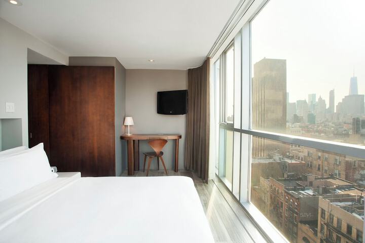 Room 30 of 70