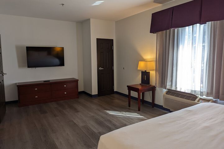 Room 7 of 35