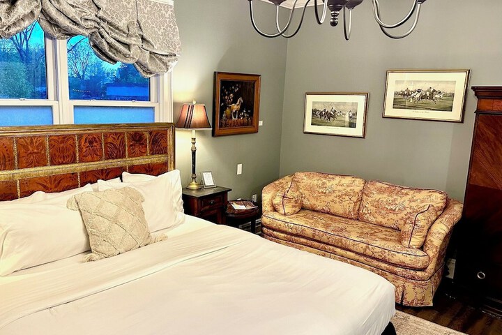 Room 18 of 81