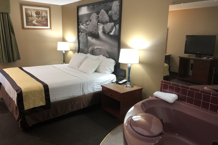 Super 8 by Wyndham Baker City