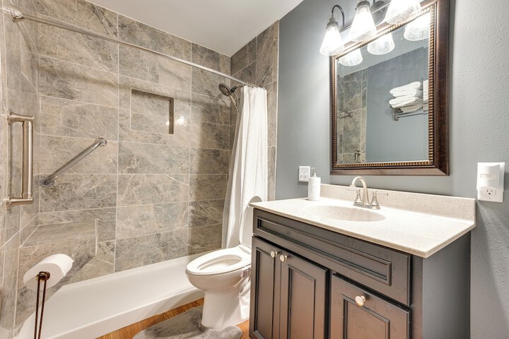 Clear Lake Vacation Home Rental - Pet Friendly!