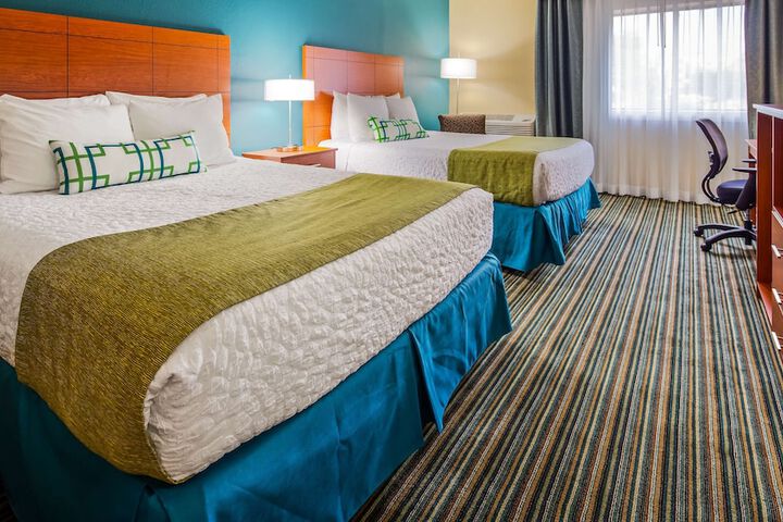 Best Western Warren Hotel