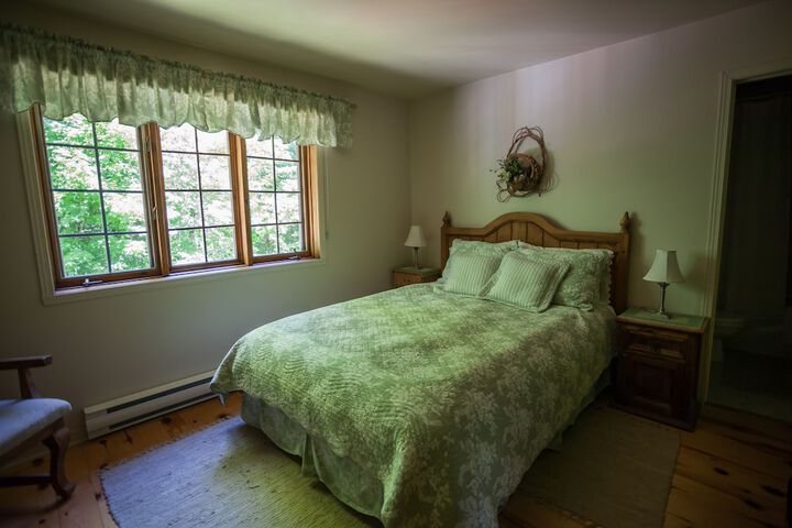 Room 34 of 73