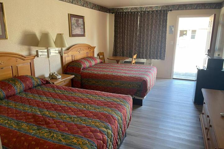 Lakeside Inn & Suites by OYO Mathis I 37