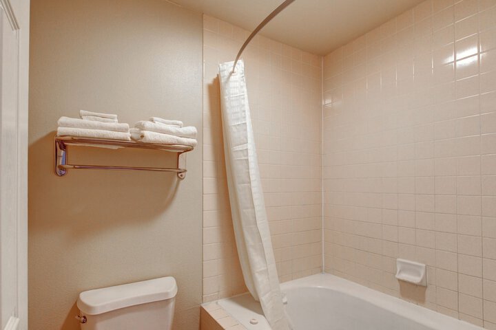 Room 21 of 60