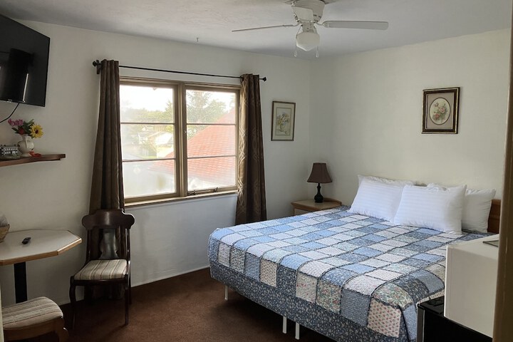 Florence Lighthouse Inn