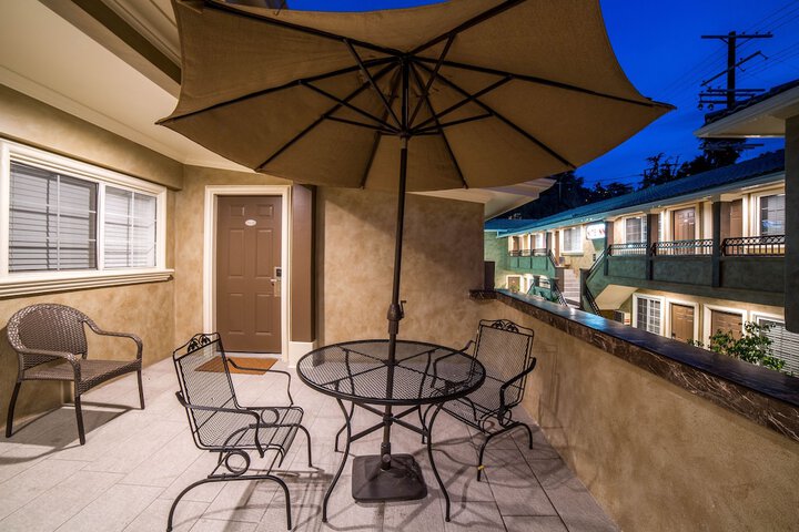 Nite Inn - Walking Distance to Universal Studios Hollywood