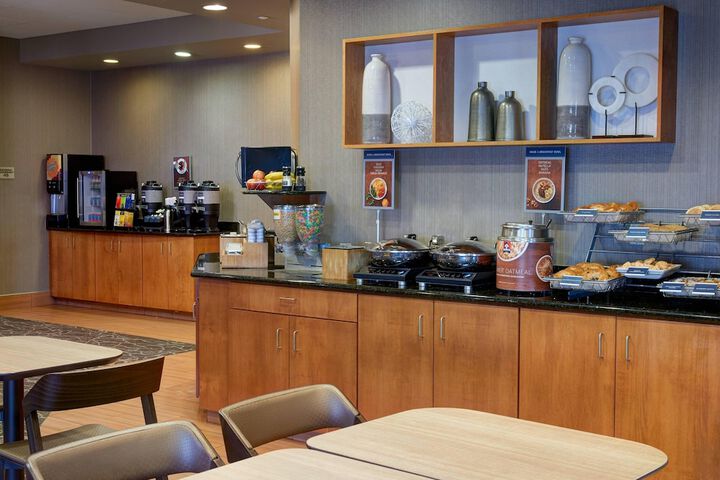 Breakfast/Coffee Service 16 of 18