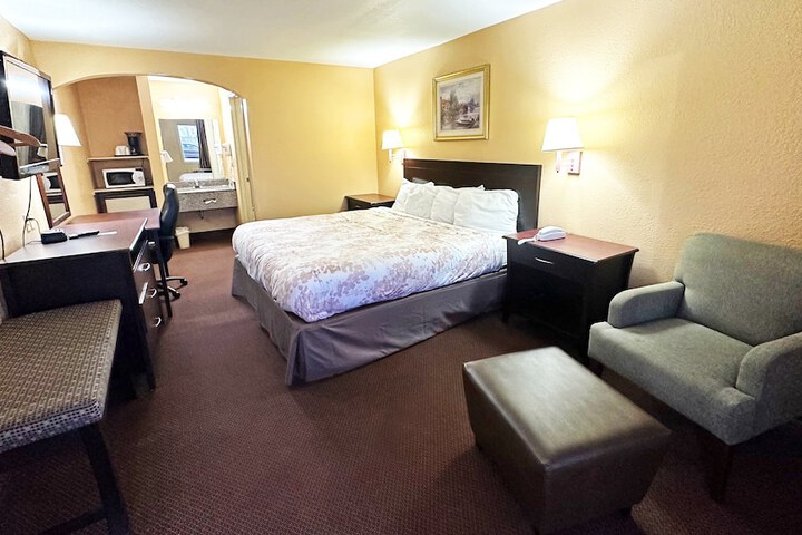 Room 44 of 51