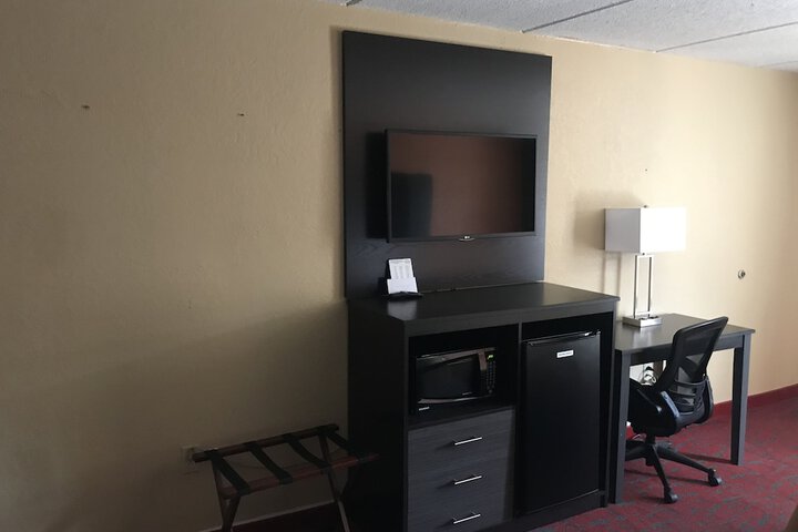 Room 19 of 23
