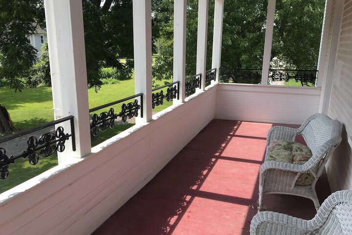 Hotel 5 of 37