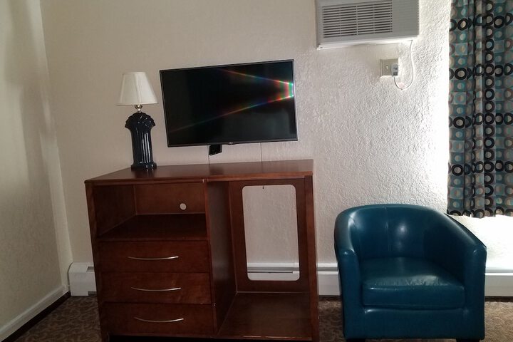 Room 19 of 30