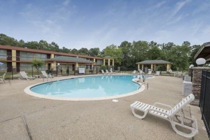 Quality Inn Near Fort Benning