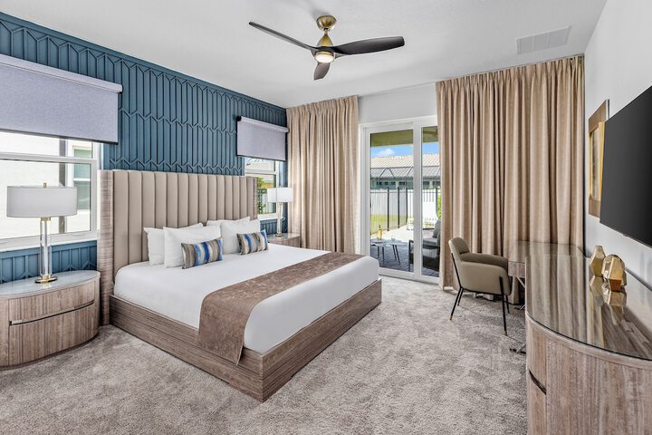 Harbor Island Beach Club Homes by Villatel
