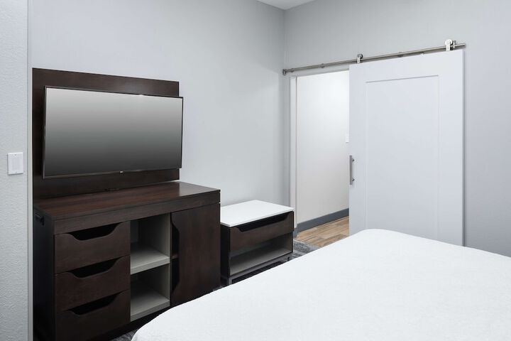 Room 36 of 56