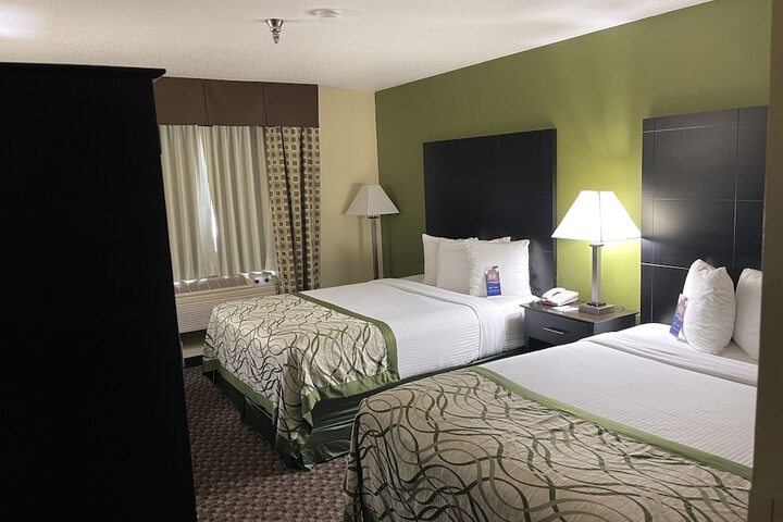 Room 18 of 25