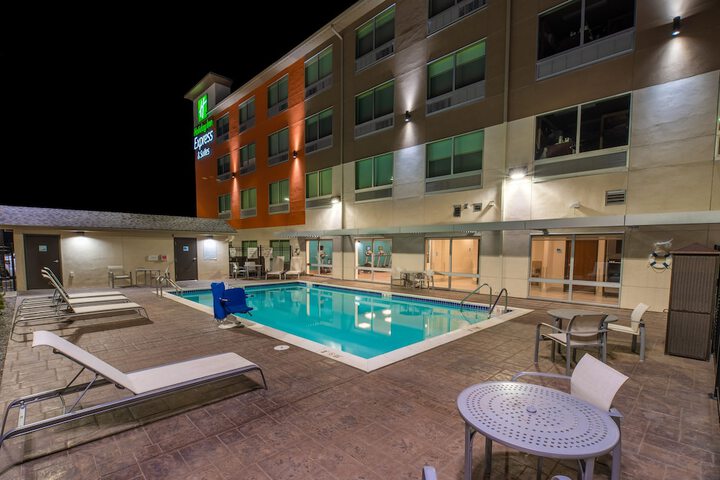 Holiday Inn Express & Suites Moses Lake by IHG