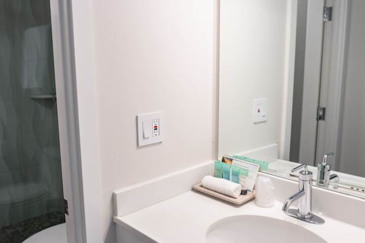 Room 19 of 44