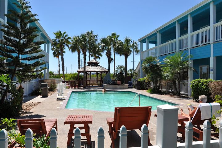 Pool 16 of 64
