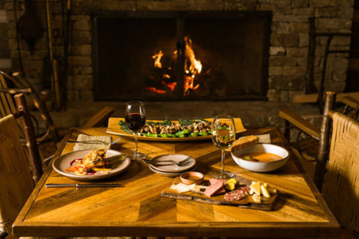 Dining 133 of 140