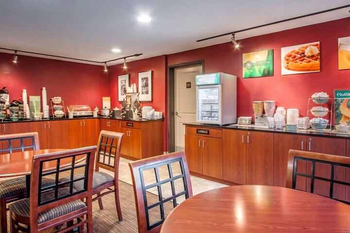 Quality Inn & Suites Springfield - Eugene North