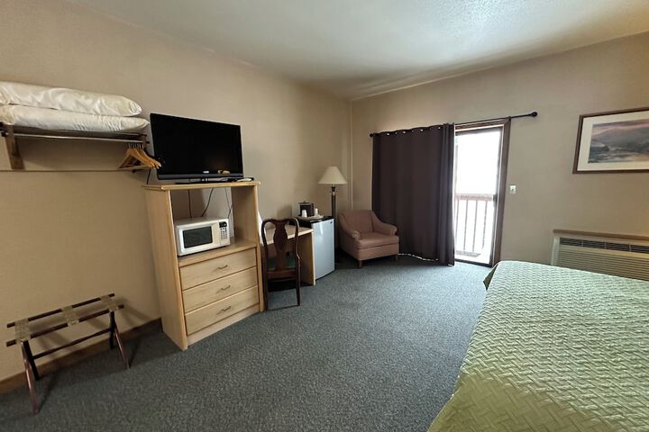 Timber Lodge Inn
