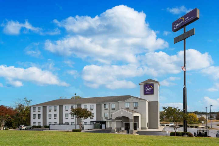 Hotel 4 of 37