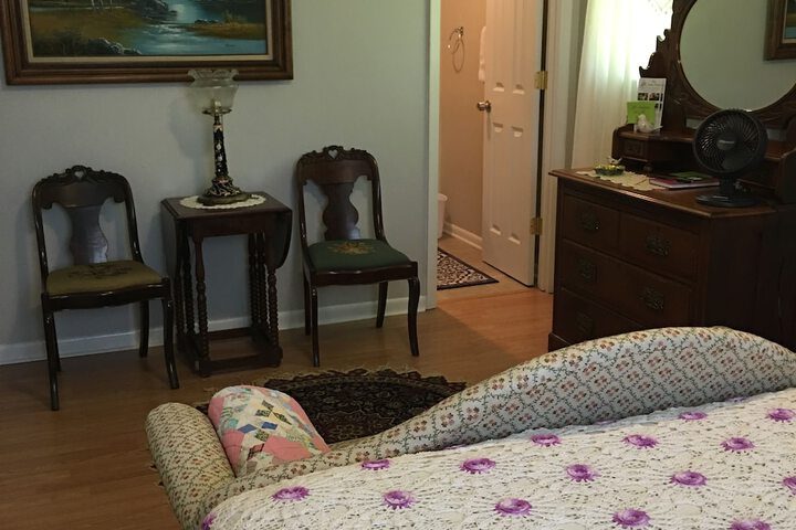 Room 32 of 63