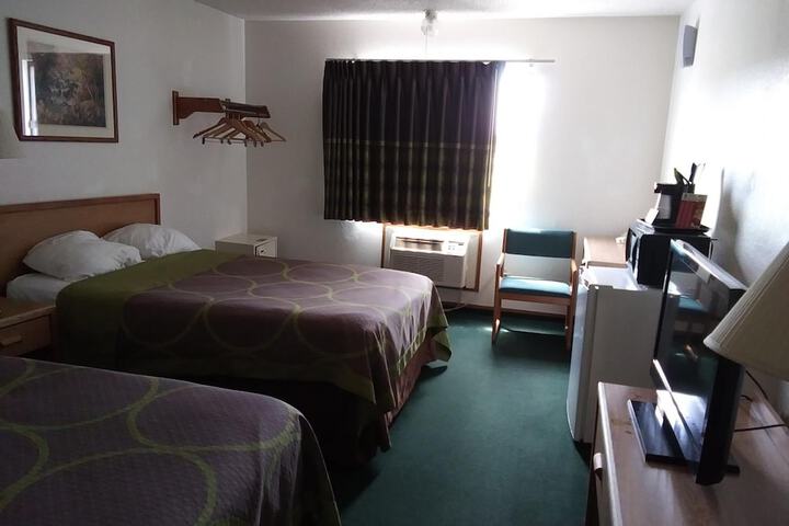 Room 16 of 25