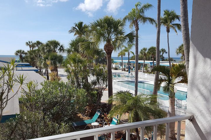 Sea Club I Beach Resort