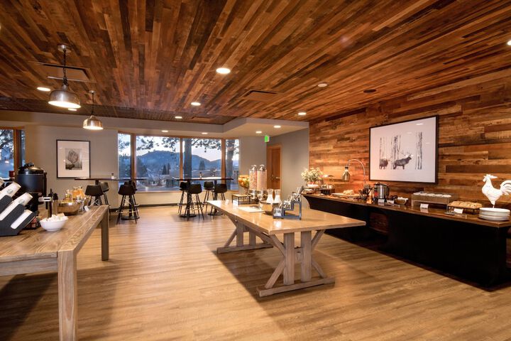 Holiday Inn Estes Park by IHG