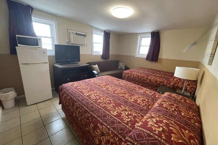 Room 58 of 135