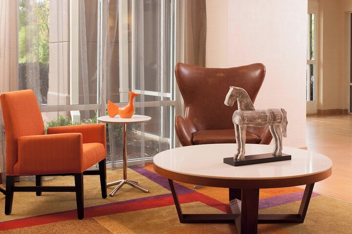 Hotel Interior 11 of 28
