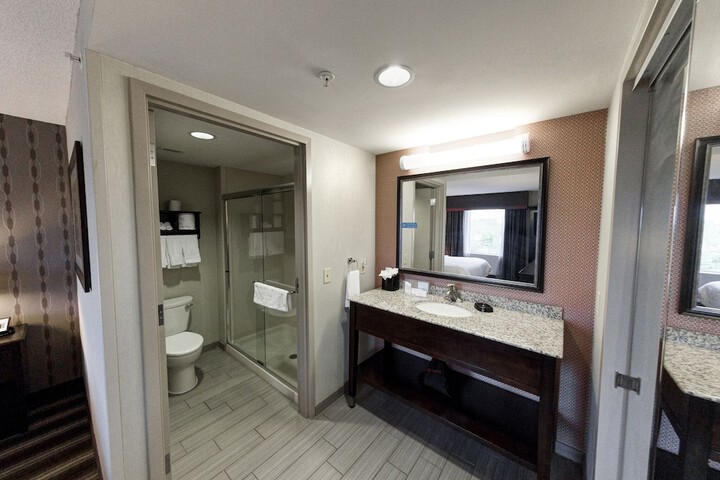 Room 18 of 46