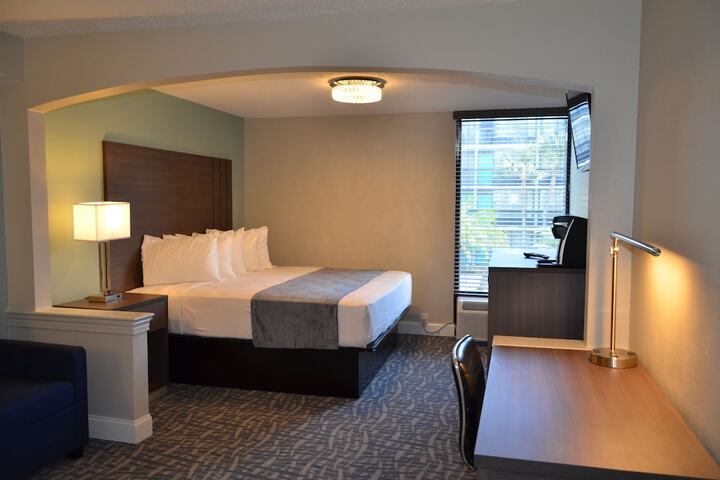 Room 36 of 73