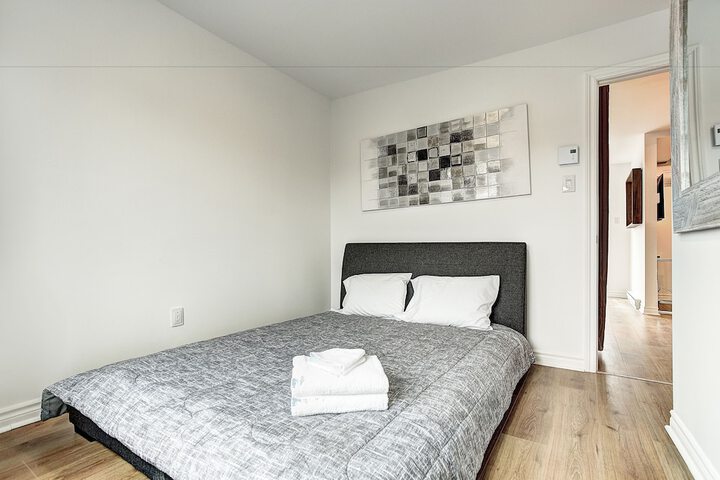 Room 16 of 23