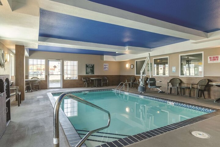 Pool 4 of 48