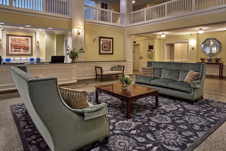 Hotel 24 South