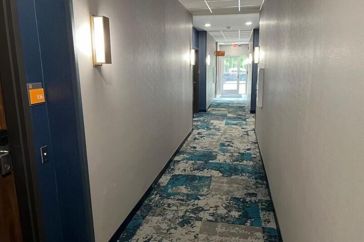 La Quinta Inn & Suites by Wyndham Manchester / Arnold AFB