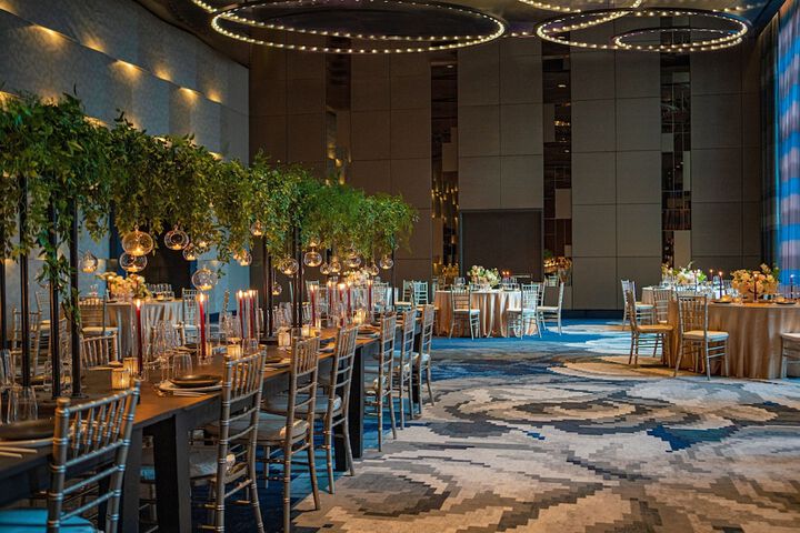 Ballroom/Hall 114 of 131