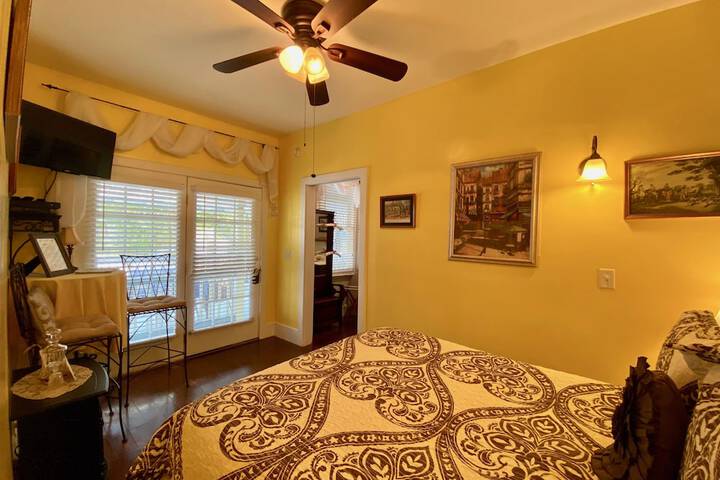 Room 19 of 47