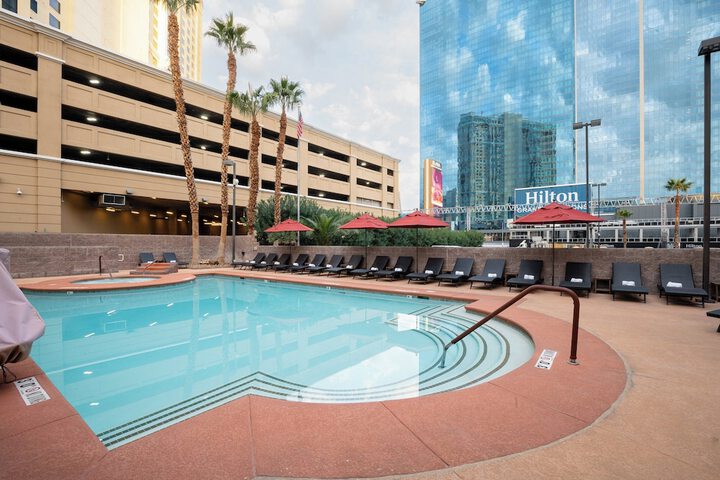 Pool 25 of 130