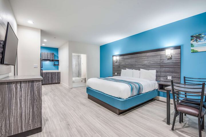 Room 16 of 24