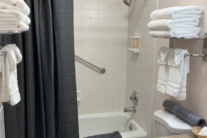 Room 52 of 125