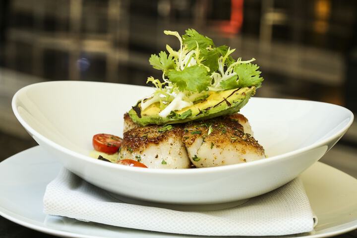 Dining 47 of 71