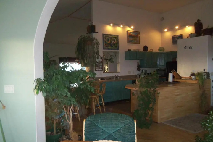 Knob Hill Guest House