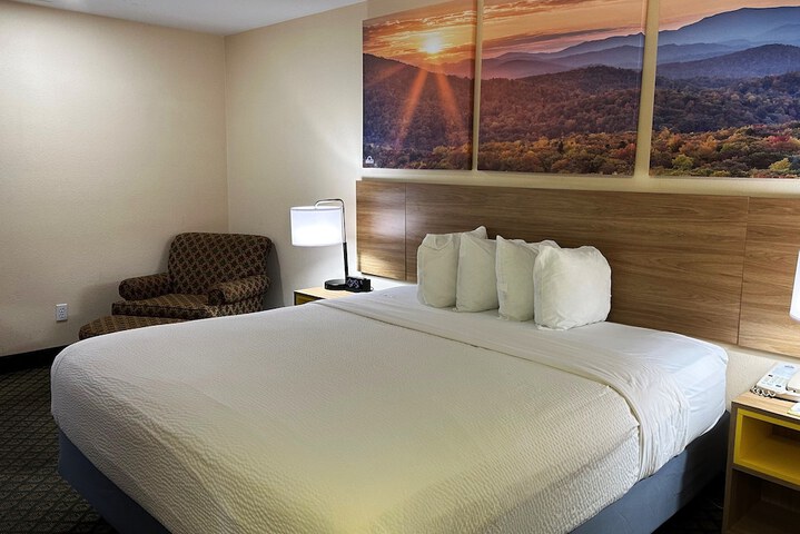 Days Inn & Suites by Wyndham Eunice