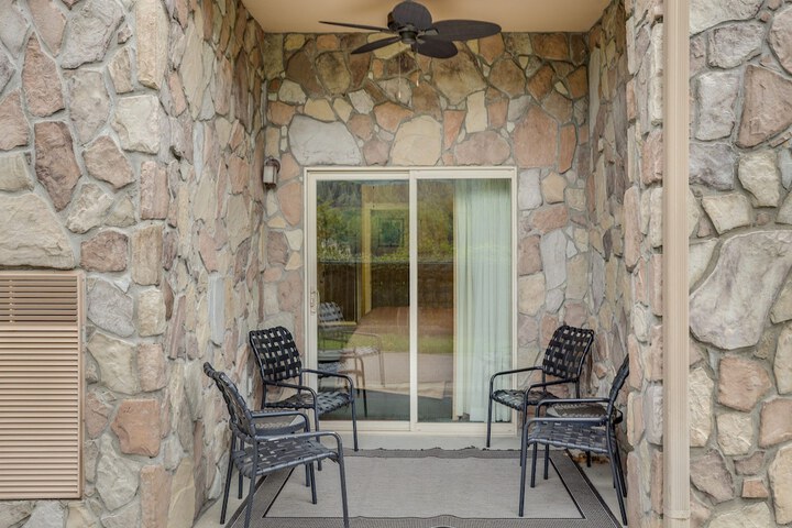 Terrace/Patio 28 of 30