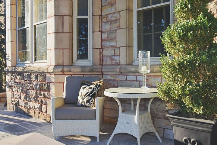 Manoir Chamberland (Adults Only No Pets)