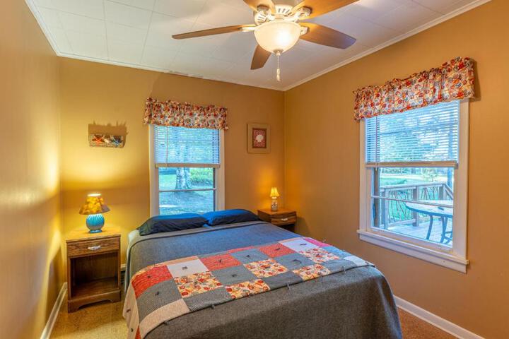 Cabin O Pines - a Family Friendly Resort